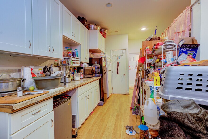 More Photos Of 2608 54th, Los Angeles Apartments For Sale