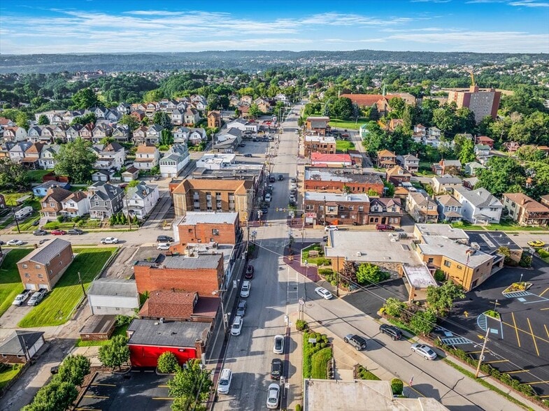More Photos Of 3404 Main St, Homestead Storefront For Sale