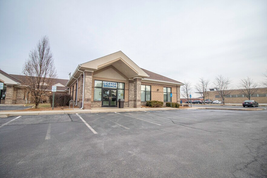 Primary Photo Of 720 W Navajo St, West Lafayette Office For Lease