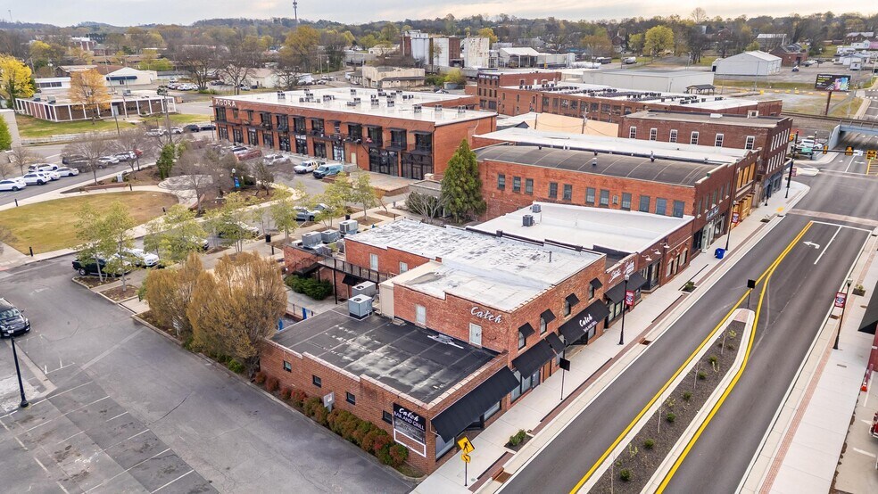 More Photos Of 230 1st St SW, Cleveland Flex For Lease