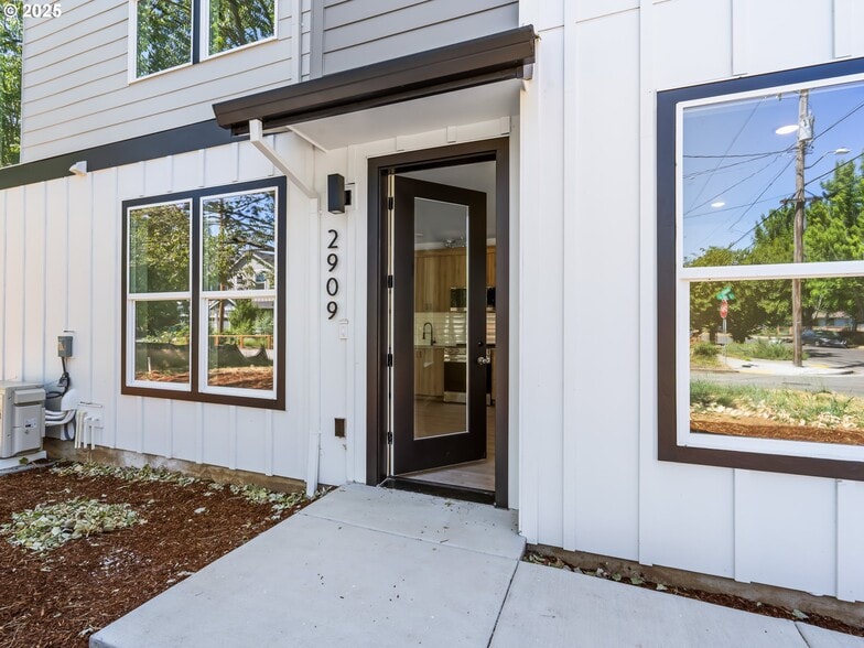 More Photos Of , Portland Multifamily For Sale