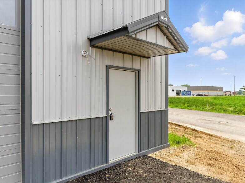 More Photos Of W4838 County Rd RR, Random Lake Manufacturing For Sale