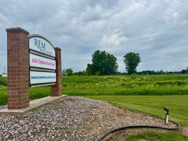 More Photos Of 2839 E Frontage Rd, Abrams Office For Lease