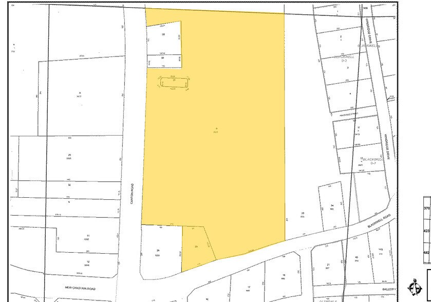 More Photos Of 3372 Canton Rd, Marietta Movie Theatre For Lease