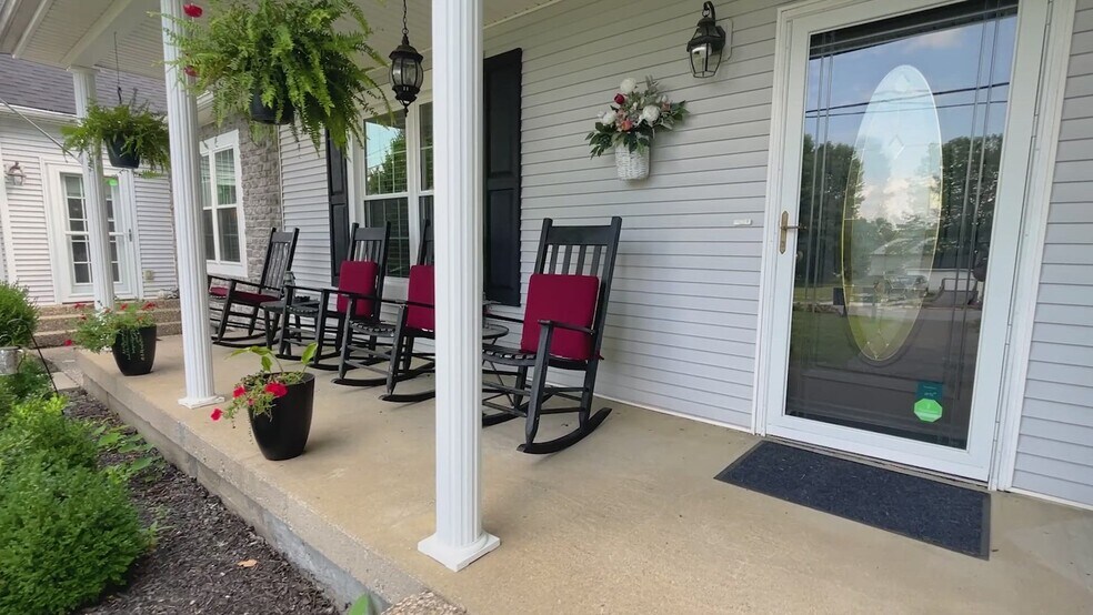 Primary Photo Of 110 Holy Cross Rd, Loretto Hospitality For Sale