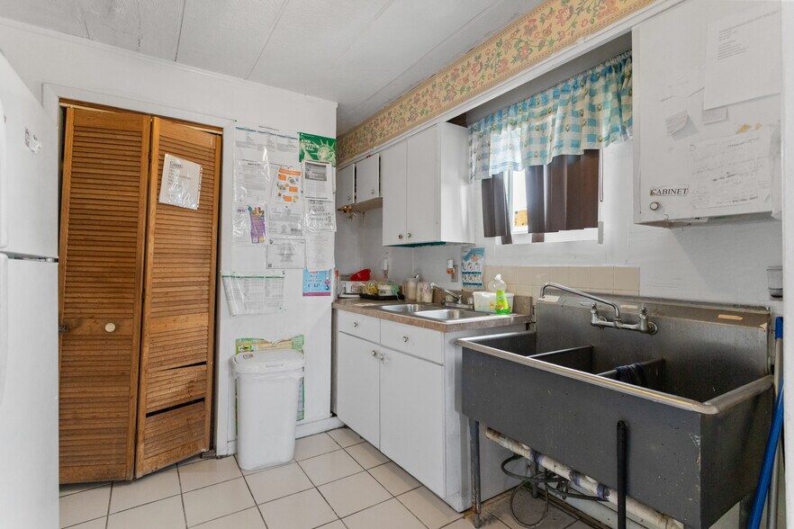 More Photos Of 1781 NW 152nd Ter, Opa-locka Daycare Center For Sale