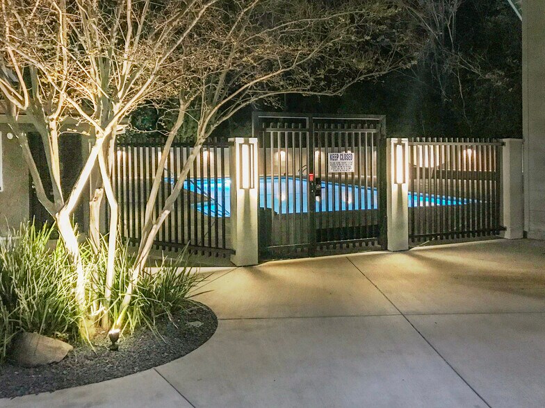 More Photos Of 721 W 11th St, Chico Apartments For Sale