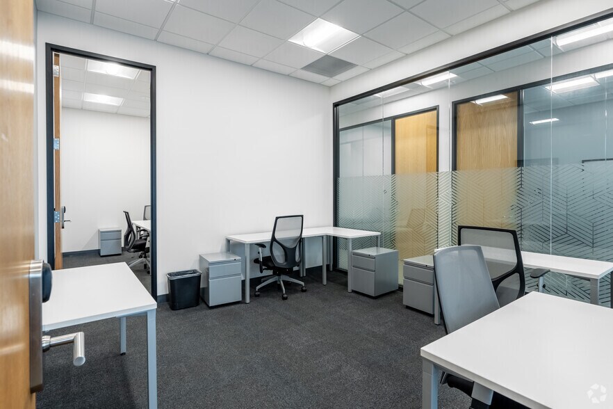 More Photos Of 530 Technology Dr, Irvine Coworking Space