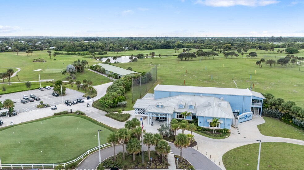 More Photos Of 3193 SE Dixie Hwy, Stuart Office For Sale