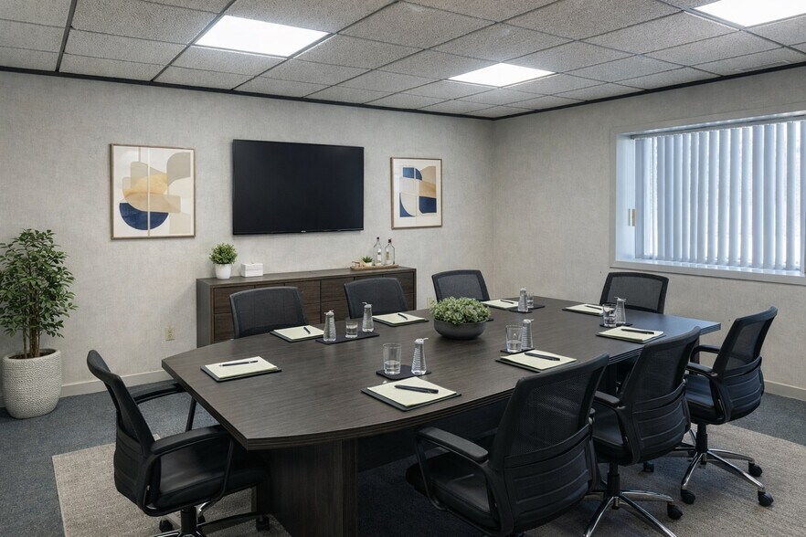 More Photos Of 446 Edwards Ave, Calverton Flex For Lease