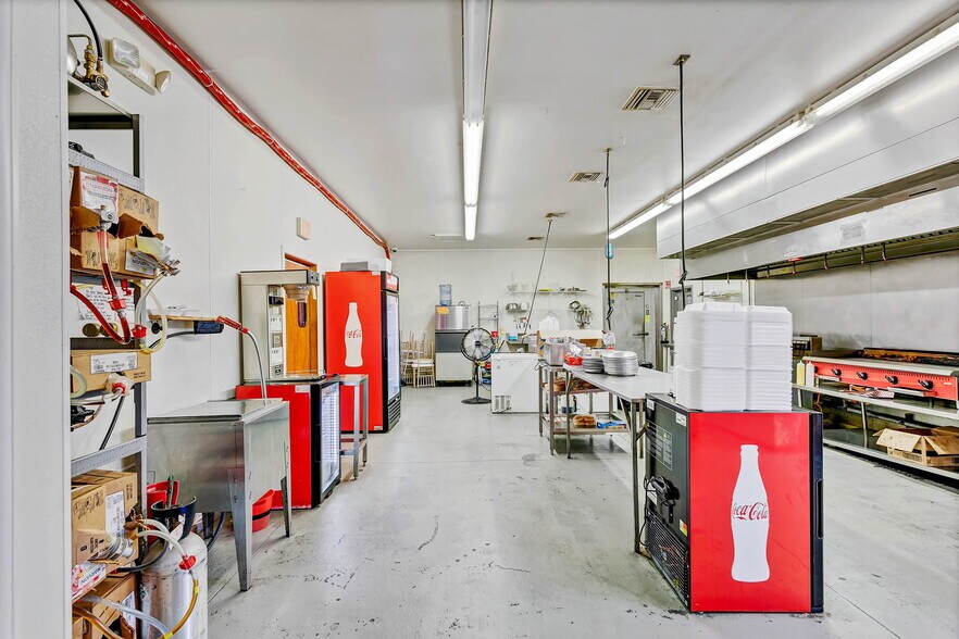 More Photos Of 2579 Douglas Ave, Brewton Restaurant For Sale