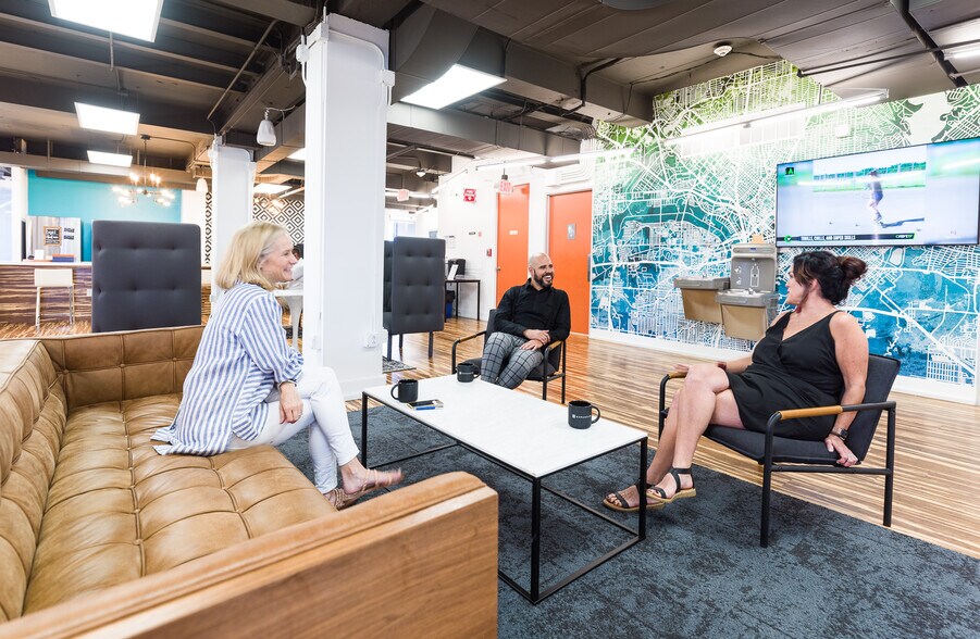 More Photos Of 701 Commerce St, Dallas Coworking Space