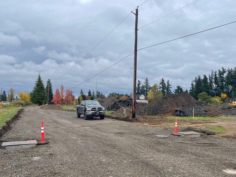More Photos Of 1414 Commerce Way, Woodburn Industrial For Lease