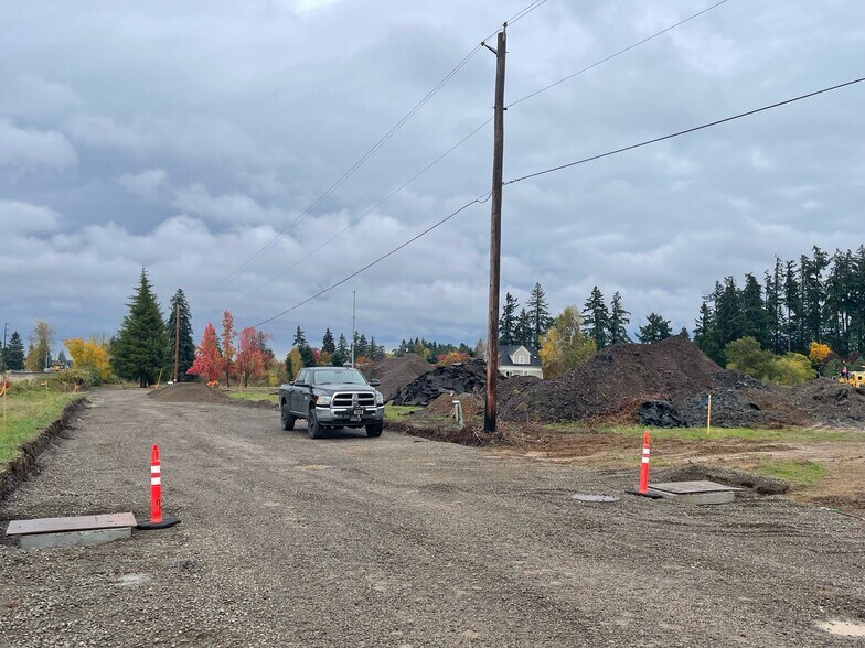 More Photos Of 1414 Commerce Way, Woodburn Industrial For Sale