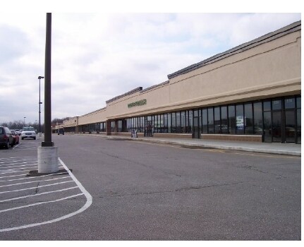 More Photos Of 548-658 E Broad St, Pataskala Storefront For Lease
