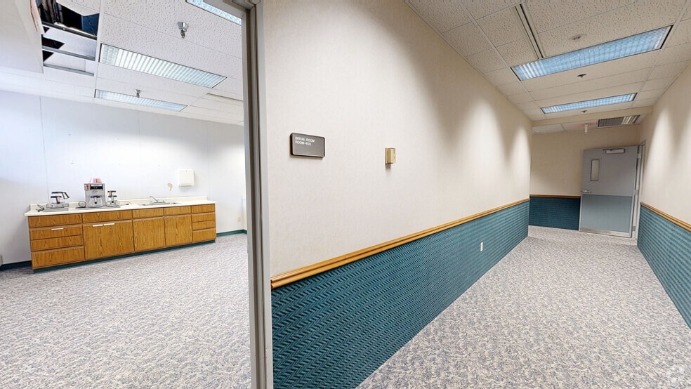 More Photos Of 319 Washington St, Johnstown Office For Sale