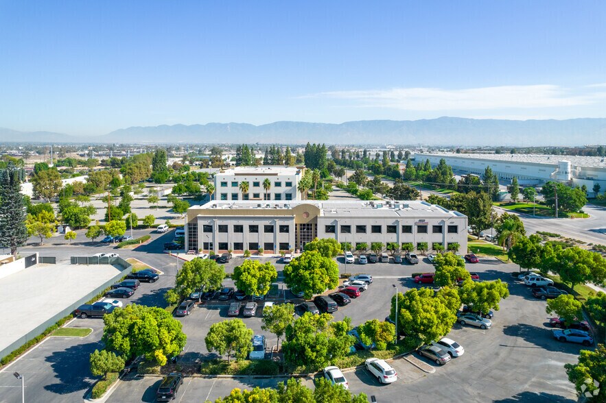 More Photos Of 1461 E Cooley Dr, Colton Medical For Lease