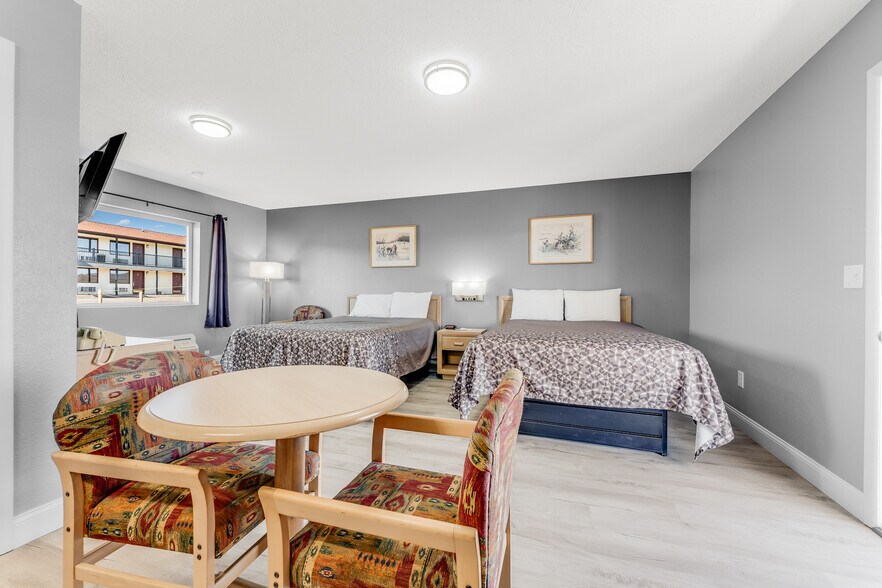 More Photos Of 21507 Seneca Trl, Marlinton Hotel For Sale