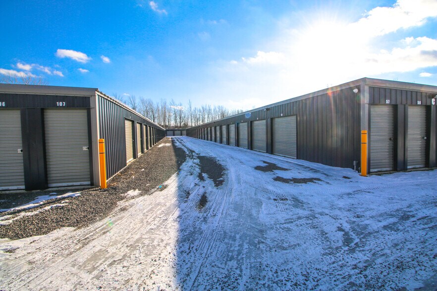 More Photos Of 14326 County House Rd, Albion Town Orleans Self Storage For Sale