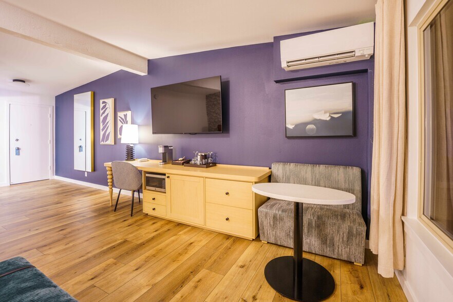 More Photos Of 4651 SR 109, Moclips Hotel For Sale