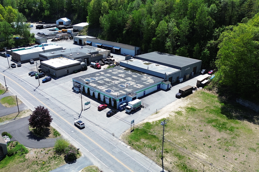 More Photos Of 637 Lancaster St, Leominster Manufacturing For Lease