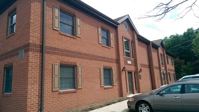 More Photos Of 10515-10535 Crestwood Dr, Manassas Medical For Lease