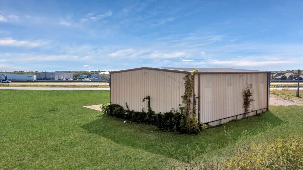 More Photos Of 6000 W Interstate 30, Royse City Warehouse For Sale