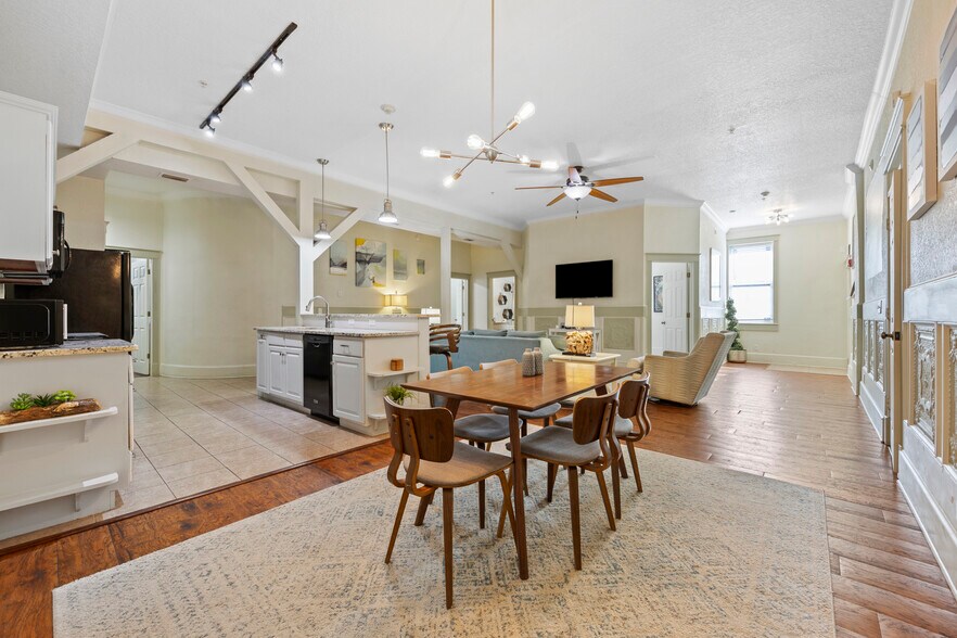 More Photos Of 92 Washington St, Saint Augustine Specialty For Sale