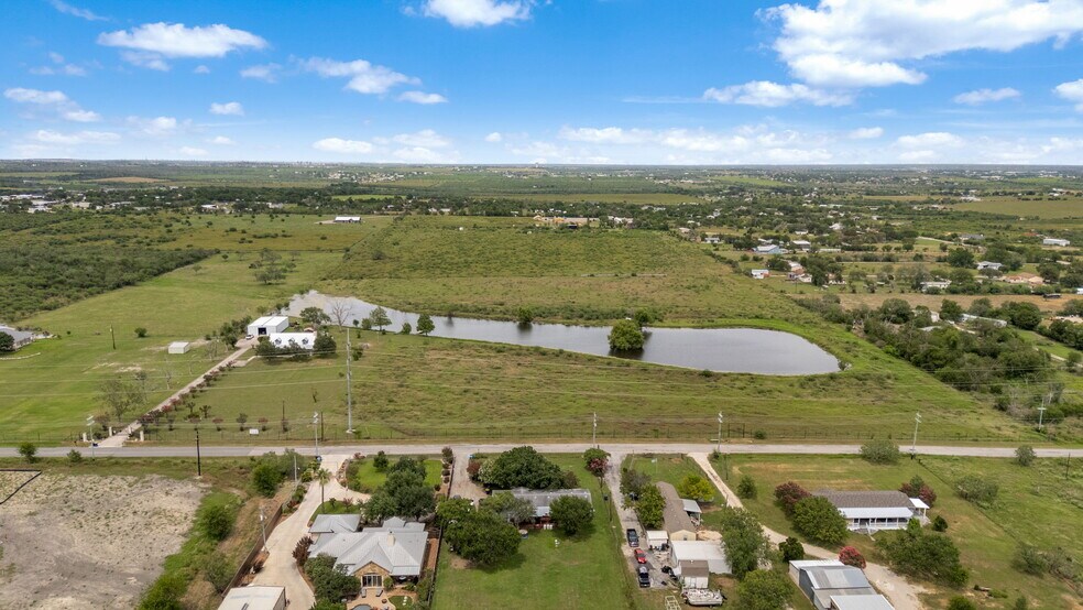 More Photos Of 210 Tolle Rd, Cibolo Land For Sale