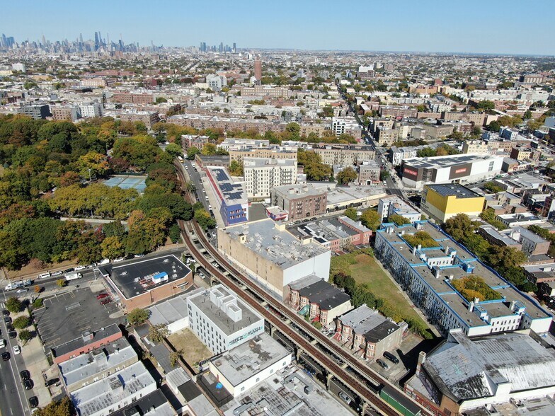 More Photos Of 1150 New York Ave, Brooklyn Schools For Sale