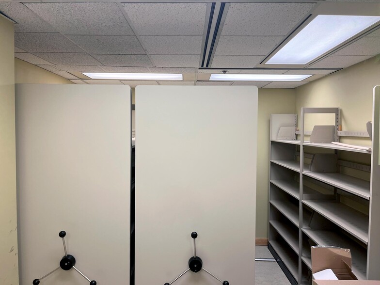 More Photos Of 999 Canada Pl, Vancouver Office For Lease