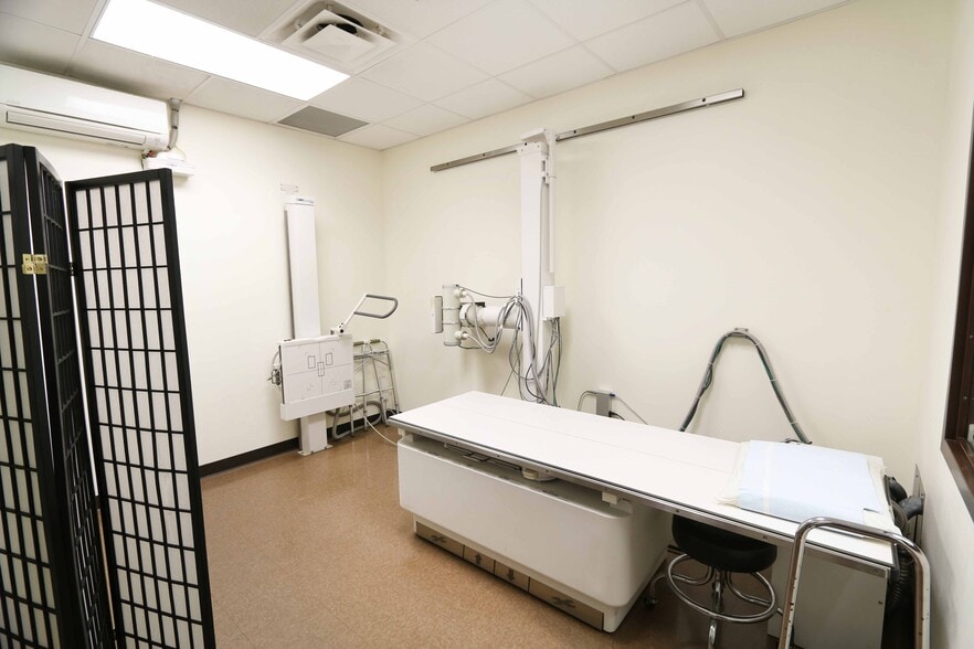 More Photos Of 2851 S Avenue B, Yuma Medical For Sale