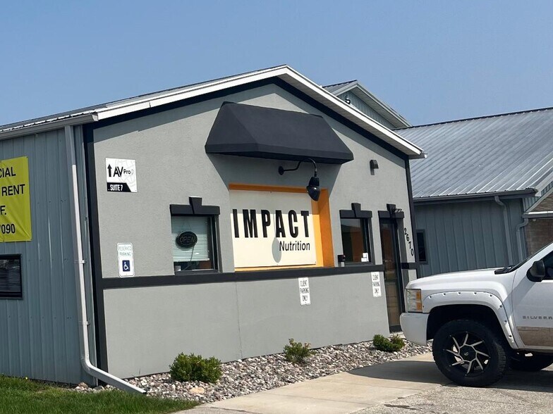 More Photos Of 2670 Packerland Dr, Green Bay Manufacturing For Lease