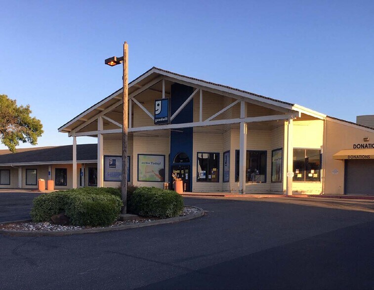 More Photos Of 1307 E Monte Vista Ave, Vacaville Freestanding For Sale