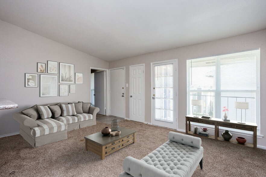 More Photos Of 8600 S Course Dr, Houston Apartments For Sale