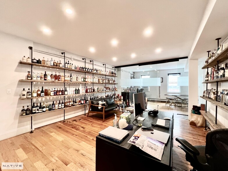 More Photos Of 66 Greenpoint Ave, Brooklyn Loft Creative Space For Sale