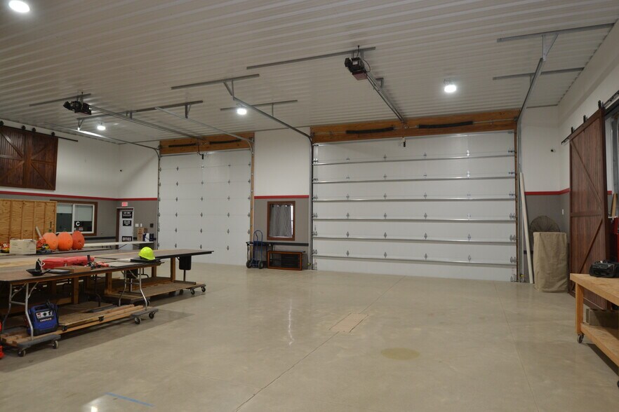 More Photos Of 3247 E State Road 28, Tipton Warehouse For Sale