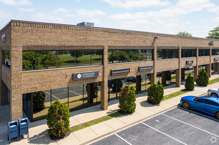 Primary Photo Of 11003 Bluegrass Pky, Louisville Flex For Lease
