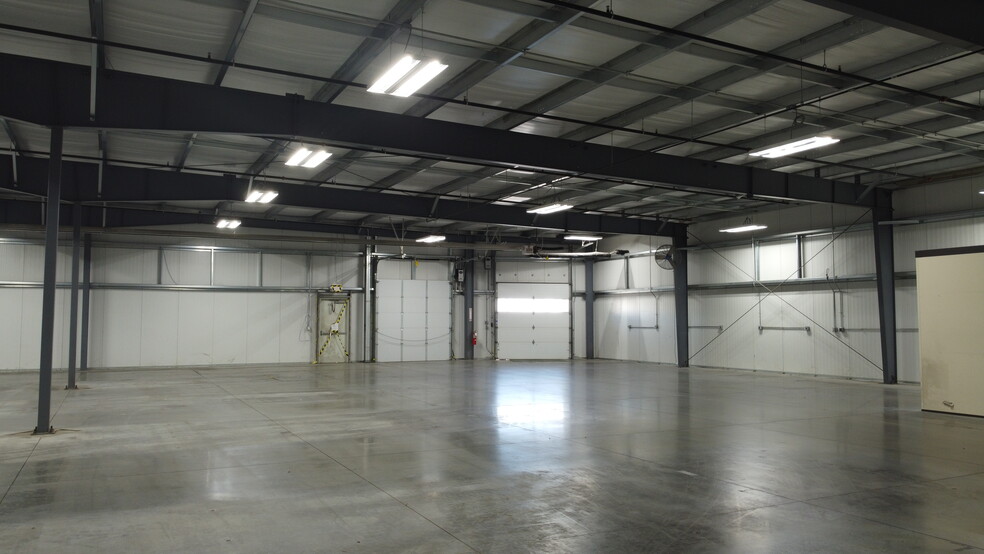 More Photos Of 3400 W O St, Lincoln Manufacturing For Sale