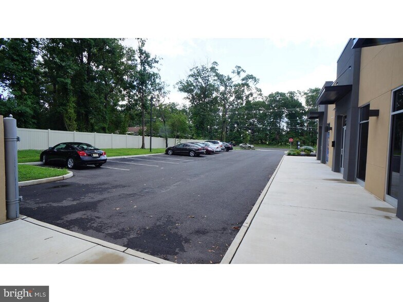 More Photos Of 571 Cross Keys Rd, Sicklerville Medical For Lease