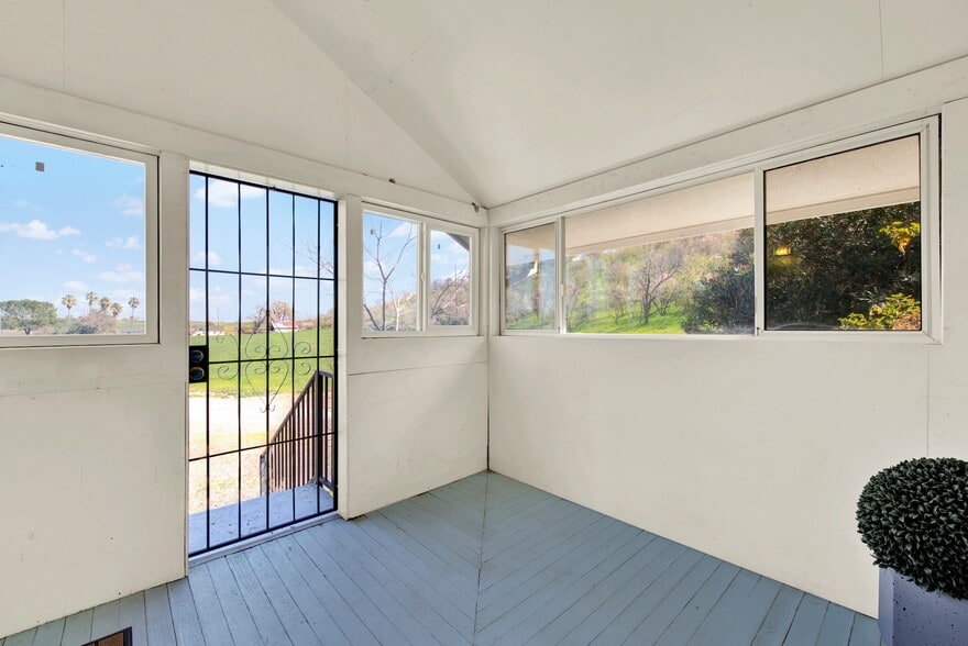 More Photos Of 8560 Holmes Ln, Winters Specialty For Sale