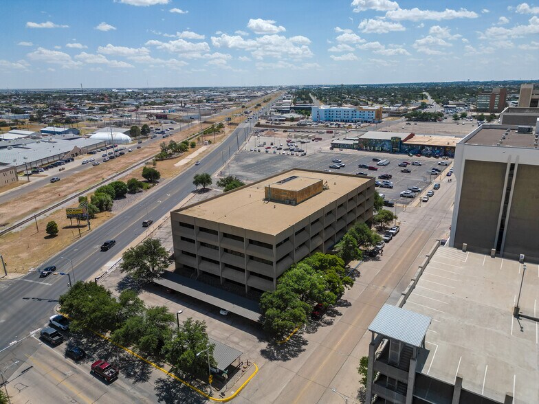 More Photos Of 125 W Missouri Ave, Midland Office For Lease