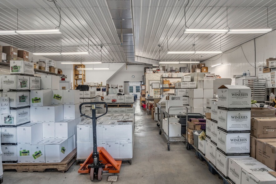 More Photos Of 3 Orchard Rd, Liverpool Winery Vineyard For Sale