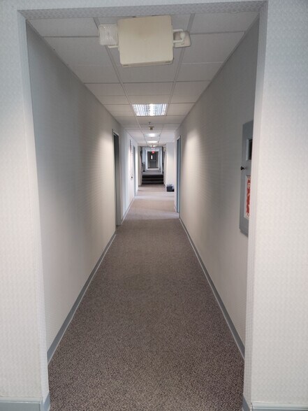 More Photos Of 910 Gilpin Ave, Wilmington Medical For Sale