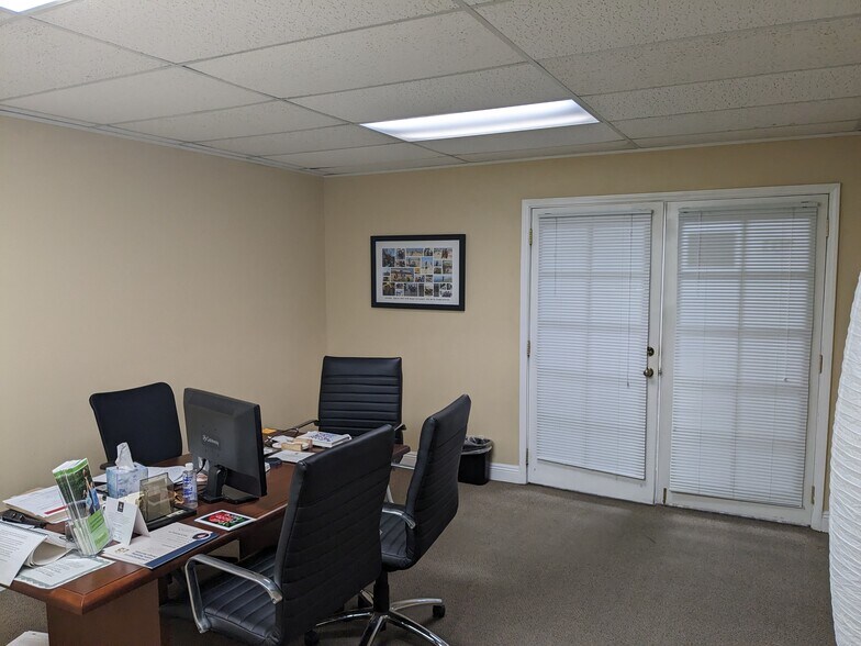 More Photos Of 4425 Juan Tabo Blvd NE, Albuquerque Office For Lease