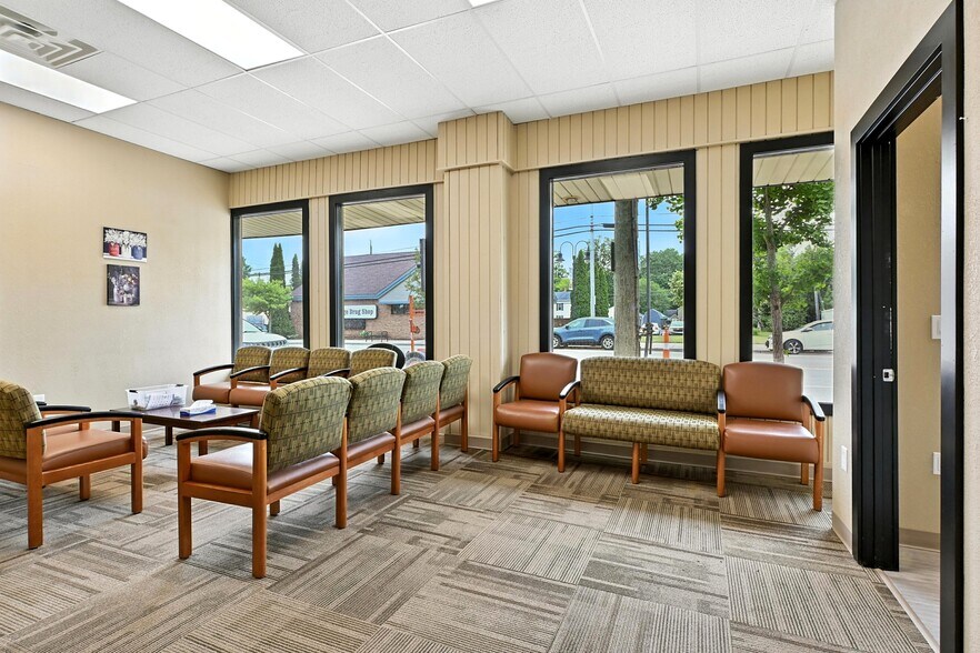 More Photos Of 110-114 W Grand River Ave, Webberville Storefront Retail Residential For Sale