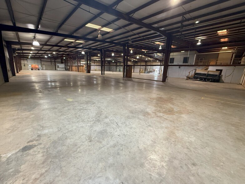 More Photos Of 144 Industrial Dr, Forest City Warehouse For Lease