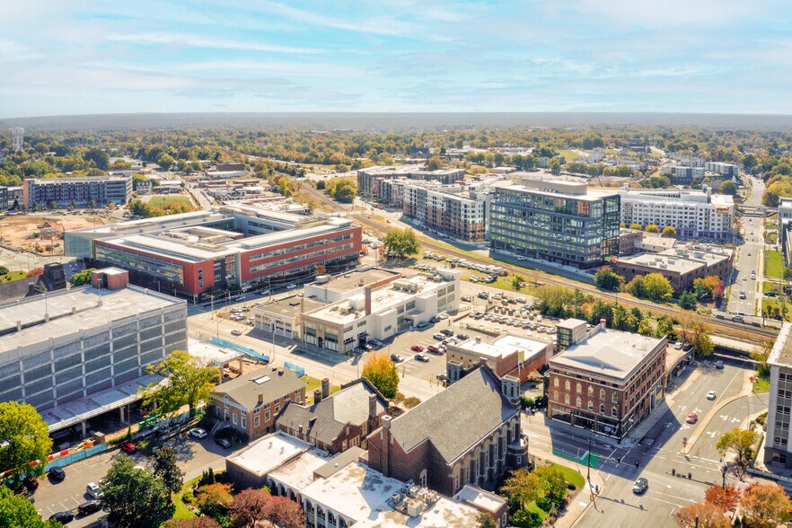 More Photos Of 300 E Main St, Durham Office Residential For Lease