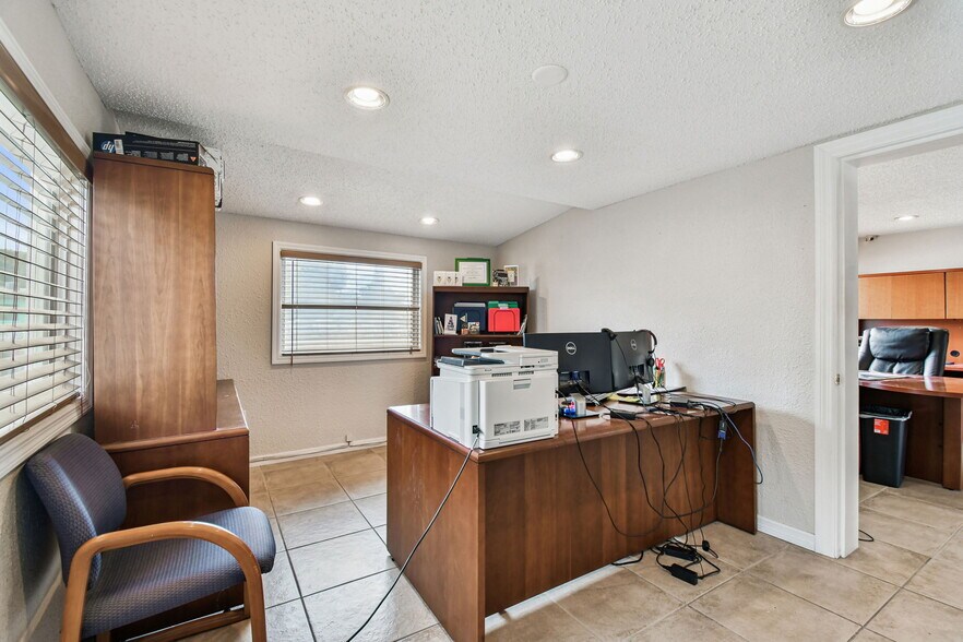 More Photos Of ,  Office For Sale