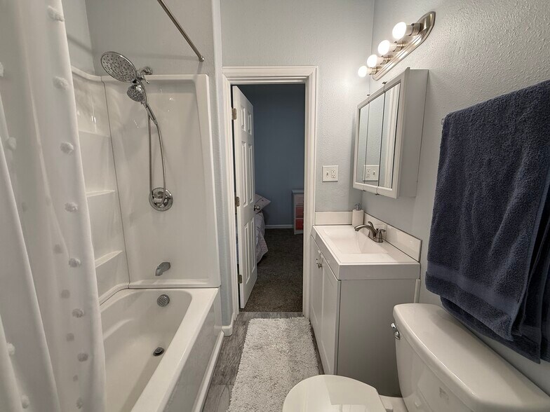 More Photos Of 1594-1598 W Alameda Ave, Denver Storefront Retail Residential For Sale